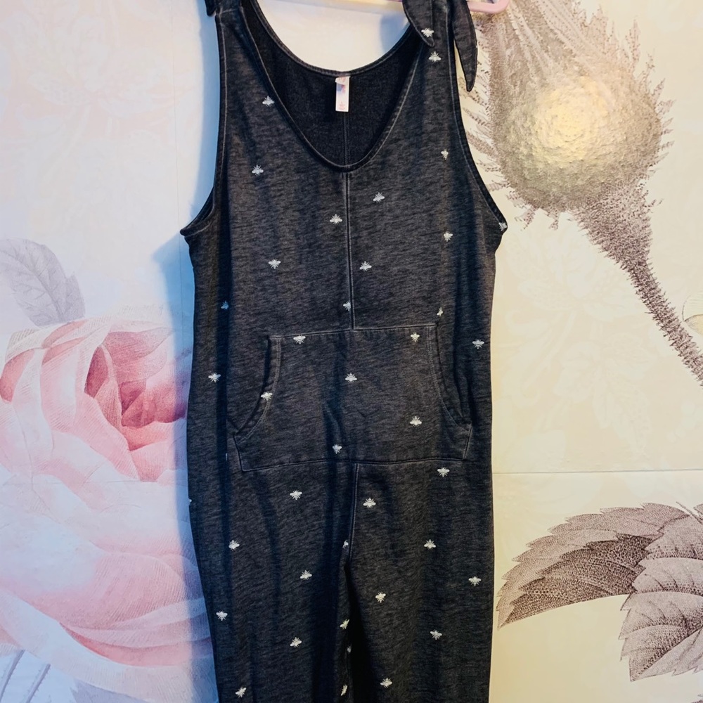 Cute bumble bee jumpsuit